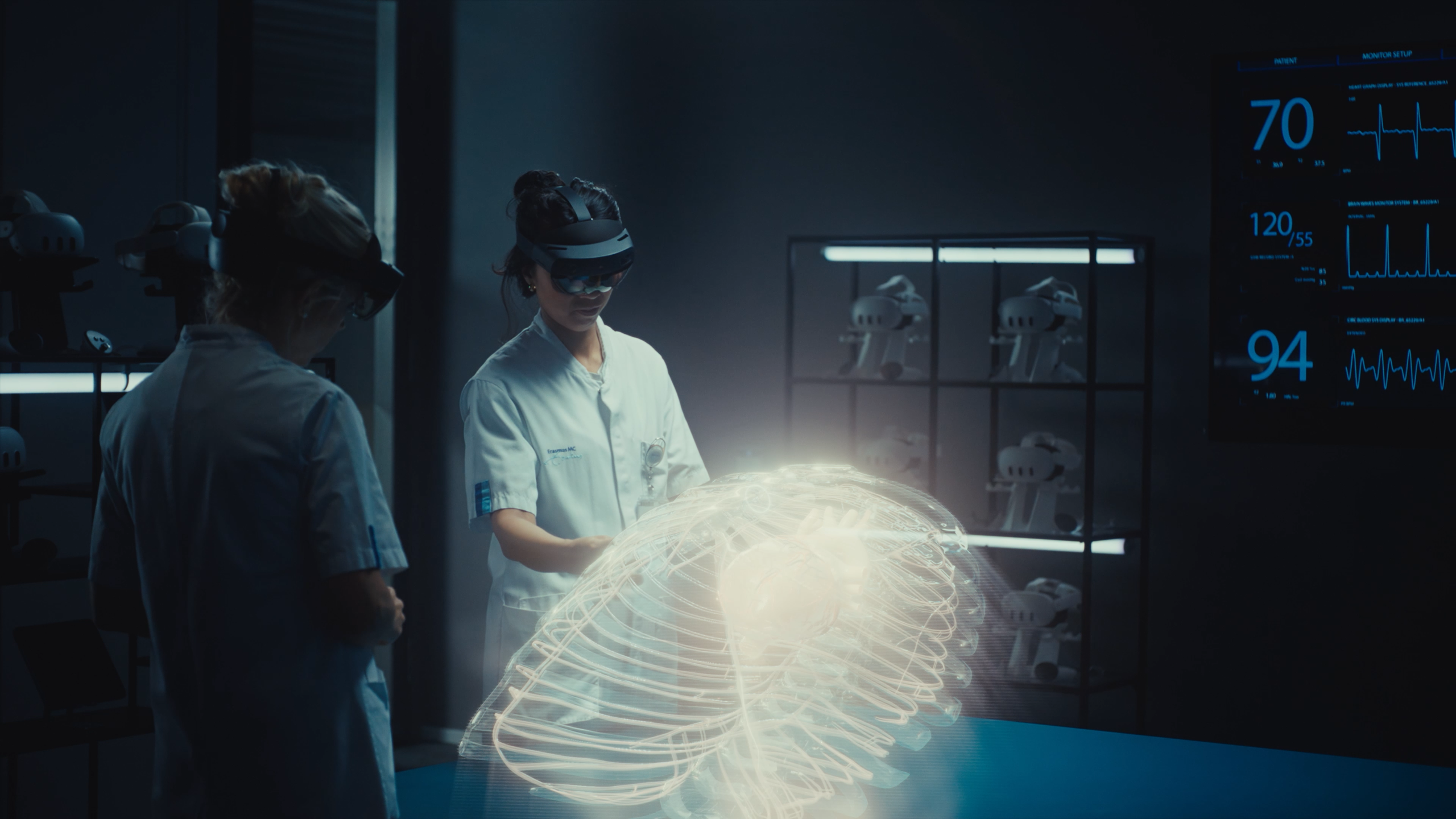 thorax_xr_center___erasmus_mc.mp4.00_00_51_16.Still051.png