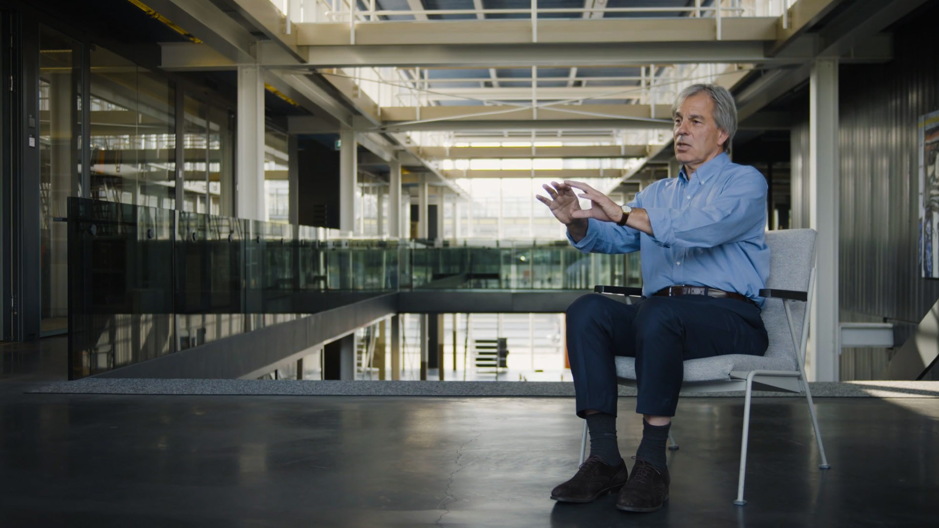 Bert Meijer talking about the origins of life in interview with Sensu.jpg